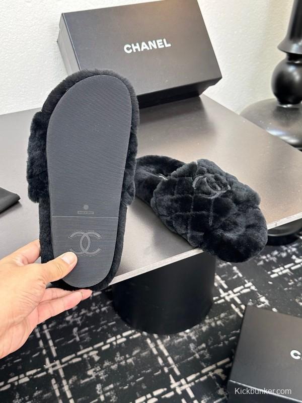 Chanel 2025 SS Fashion Fur Slippers - LY00250