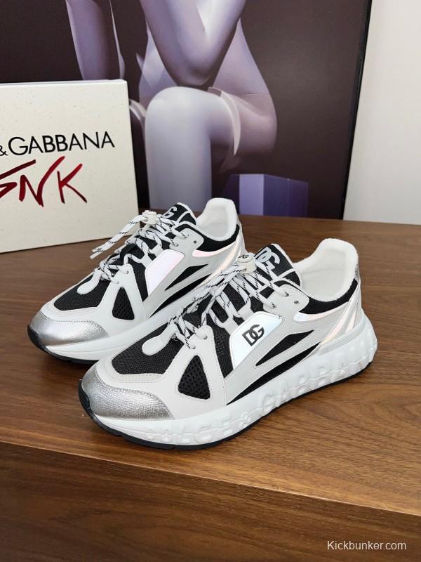 Dolce & Gabbana 2025 SS Casual Shoes with Exaggerated Fashion Style - AS00320