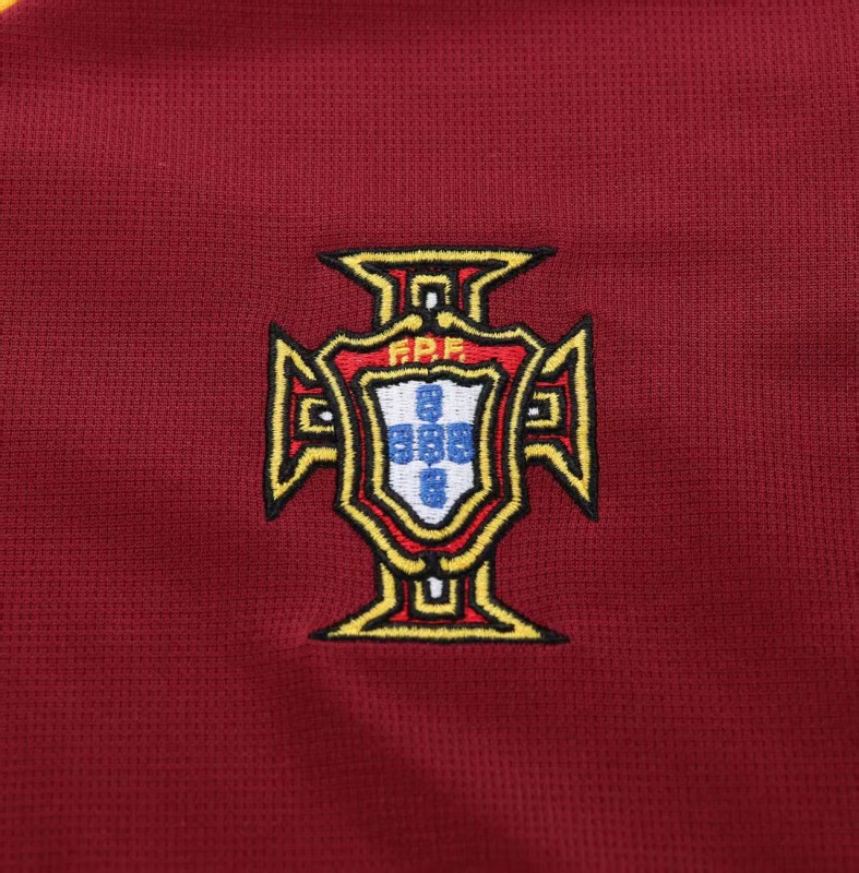 Retro Kids 2000 Portugal Home Jersey