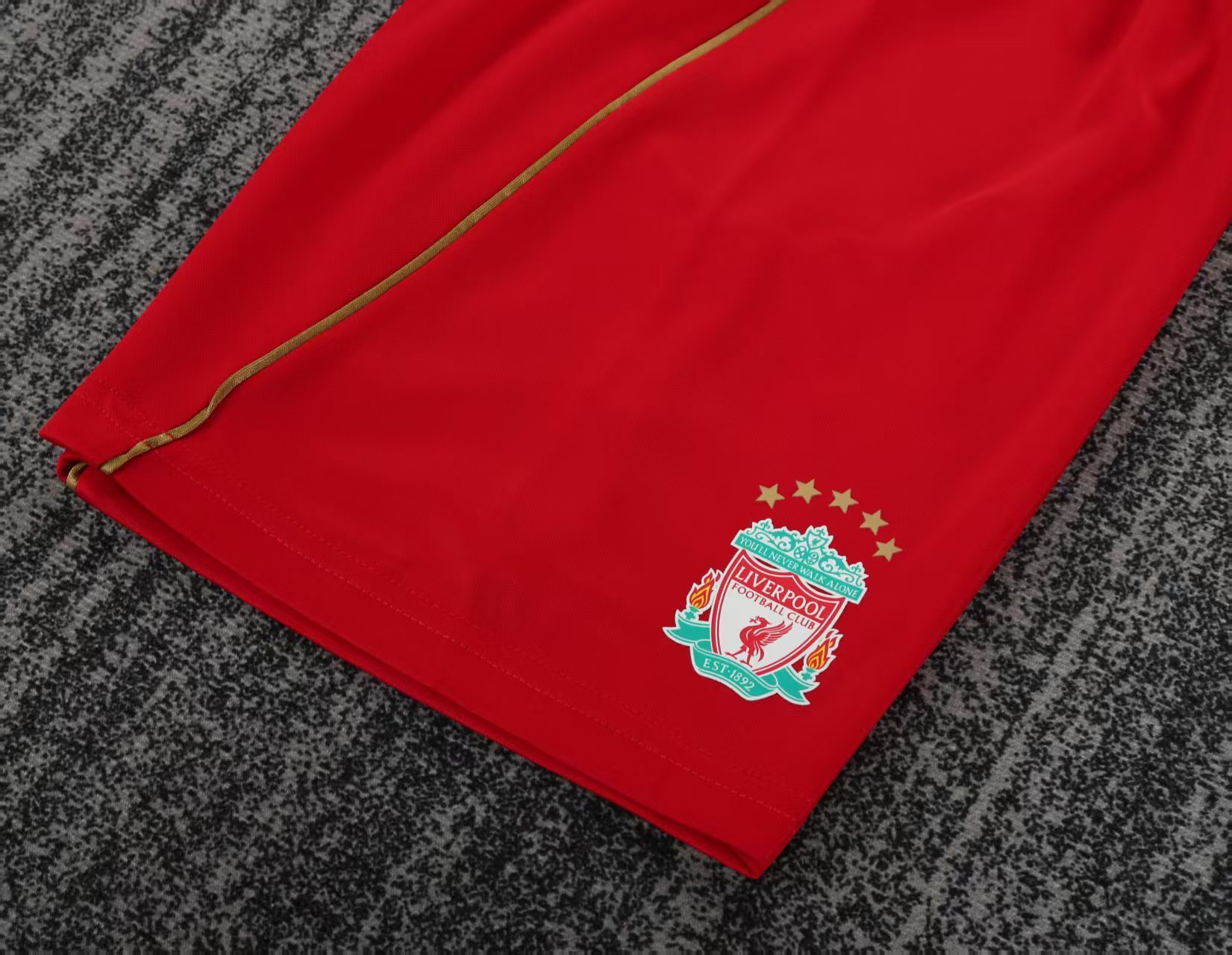 Retro Kids 05/06 Liverpool Home Jersey