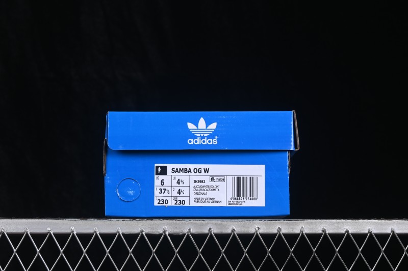 Adidas Samba OG Classic Low-Top Casual Sneakers with Retro Design - IH3982