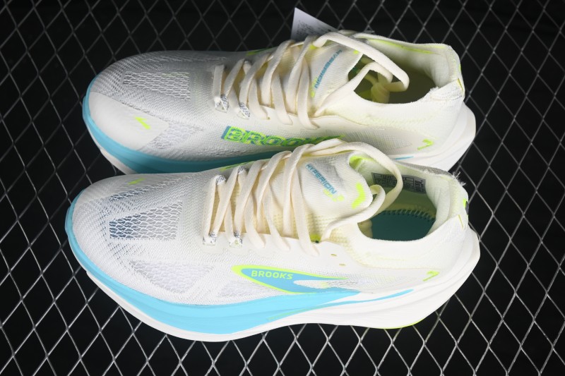 Pynrs x Brooks Hyperion Max 3 Racing Running Shoes with Nitrogen-Infused Cushioning - 1104671D175