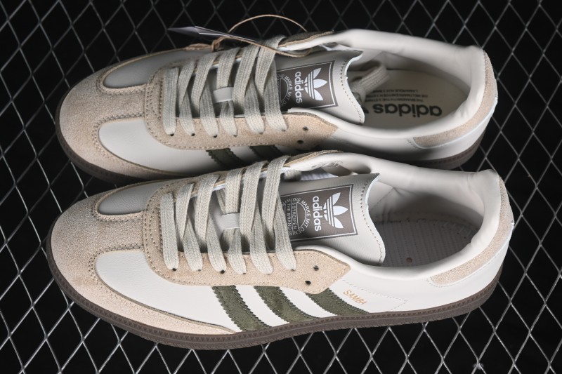 Adidas Samba OG Classic Skateboarding Shoes with Retro Suede Design - JR0893