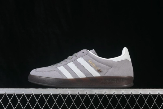 Adidas Originals Gazelle Indoor Retro Skateboarding Low-Top Shoes with Anti-Slip and Wear-Resistant Design - JR2430