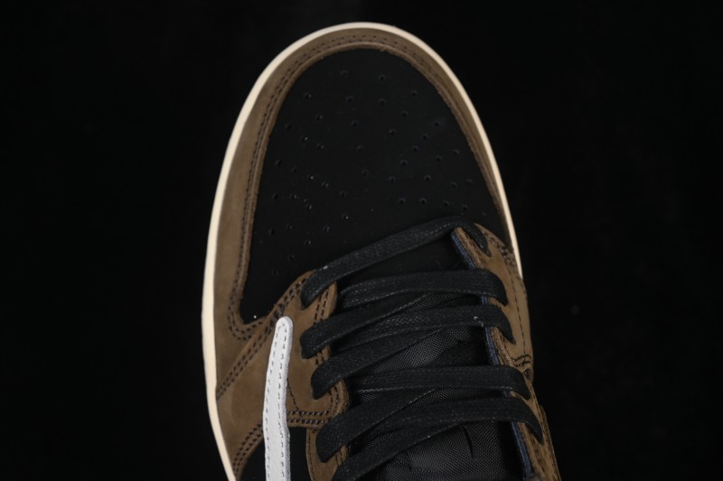Nike Air Jordan 1 Low OG Travis Scott Reverse Swoosh Leather Sneakers - CQ4277-001