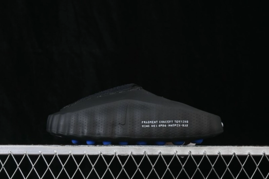 Nike Mind 001 Neuroscience Foot Massage Slippers with Reflexology Technology - IQ8502-001