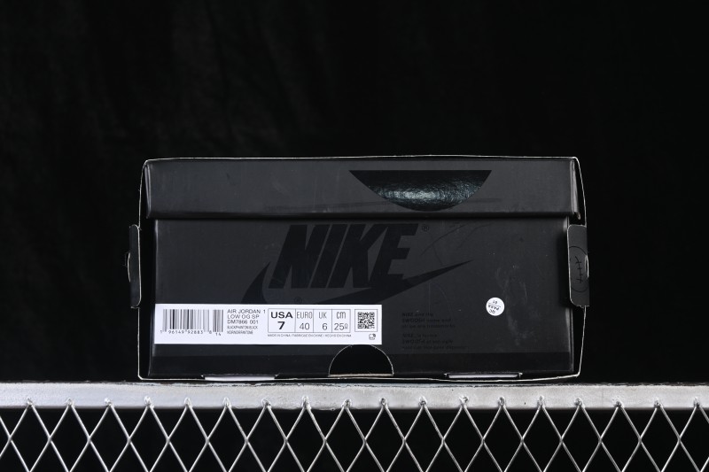 Nike Travis Scott x Air Jordan 1 Low OG Sneakers with Reverse Swoosh Design - DM7866-001