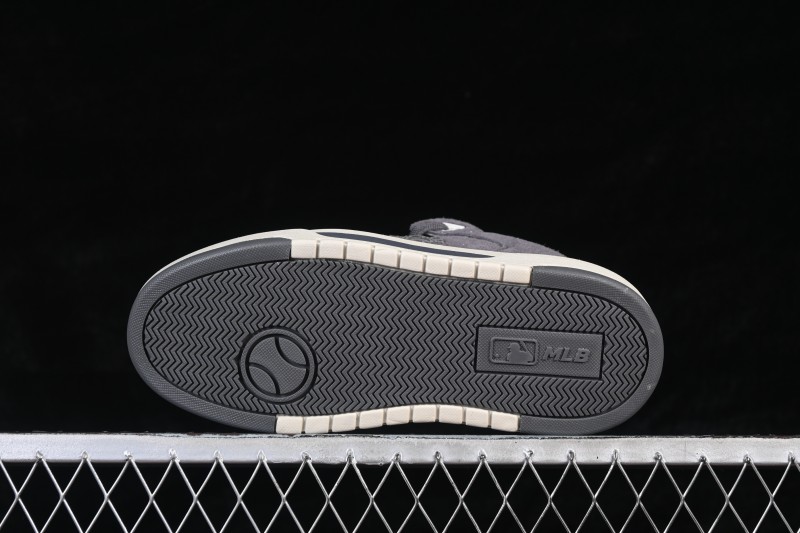 New York MLB Chunky Liner Mid Hairy Running Shoes with Elevated Sole - 3ASXH015N07GRL