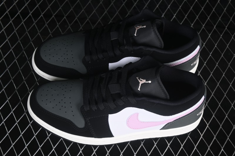 Nike Air Jordan 1 Low Retro Basketball Shoes with Classic Colorway and Premium Leather - II3788-003