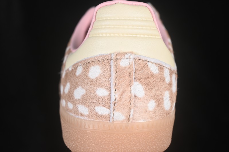 Adidas Samba OG Classic Casual Sneakers with Iconic Retro Design - KJ7447