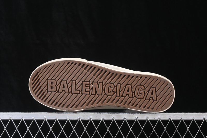 Balenciaga Paris Low Top Lace-Up Distressed Casual Sneakers - W3RC11090