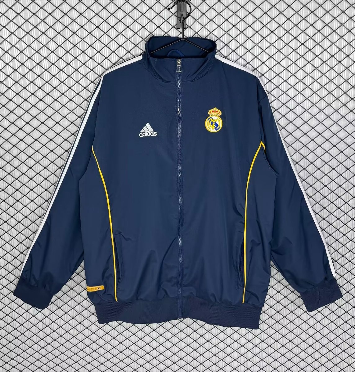 Retro 99/00 Real Madrid Navy Windbreaker
